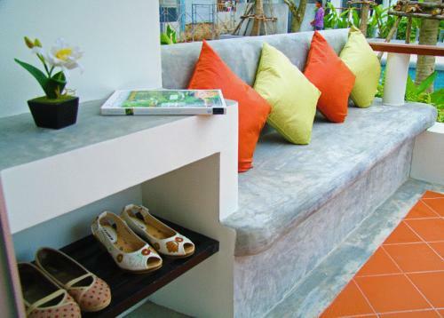 Hotel The Signature Phuket Resort & Restaurant