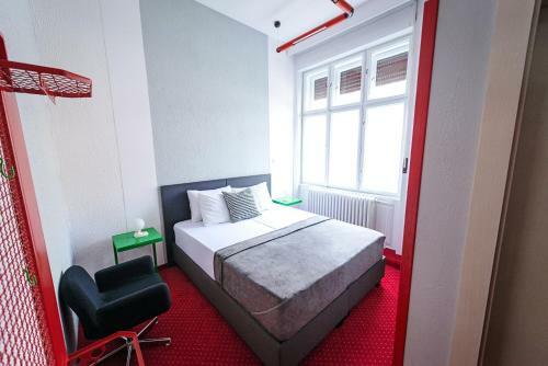 Bed & Breakfast Pb Urban Stay