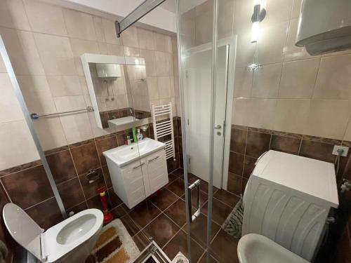 Villa Hoxha Brezovic�