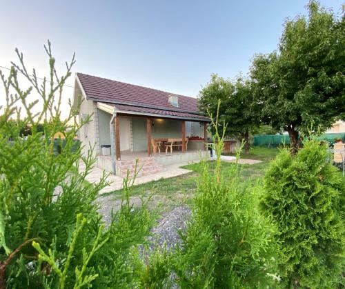 Villa Airport House