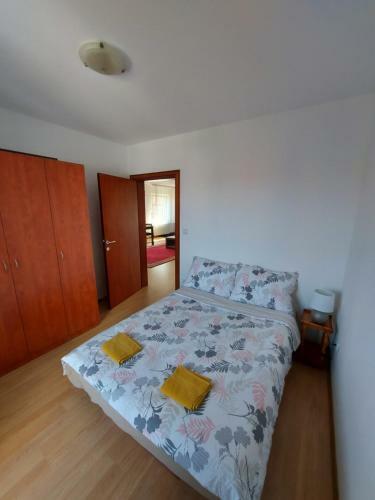 Helena Apartment