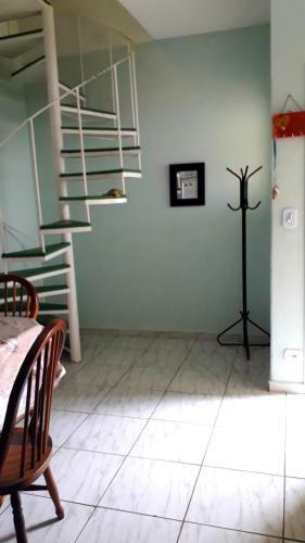 Apartamento Sobrado 200mts Da Praia