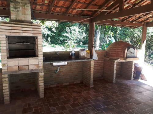 S�tio Pr�ximo A Praia De Camburi