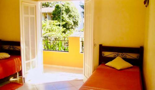 Casa Com Lazer A 2 Minutos Da Praia De Juquehy