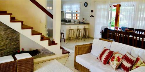 Casa Com Lazer A 2 Minutos Da Praia De Juquehy