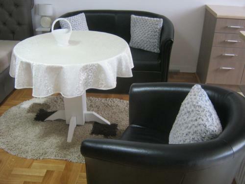 Ildiko Studio Apartment Is A Calm Place To Relax