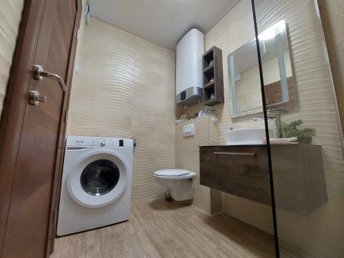 Vively Lux Apartment