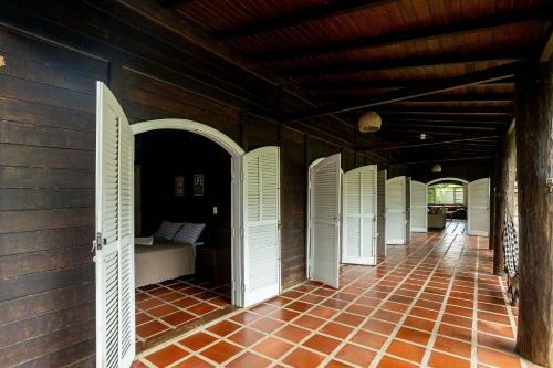 Casa Com Piscina E Churrasqueira A 150m Da Praia Em Juquehy