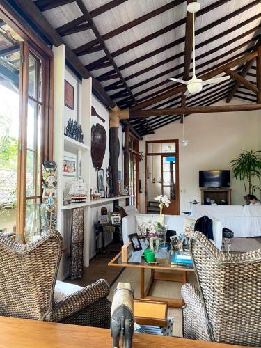 Otima Casa Com Deck Gourmet Na Praia Da Baleia Sp