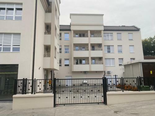 Apartman Mdb Lux