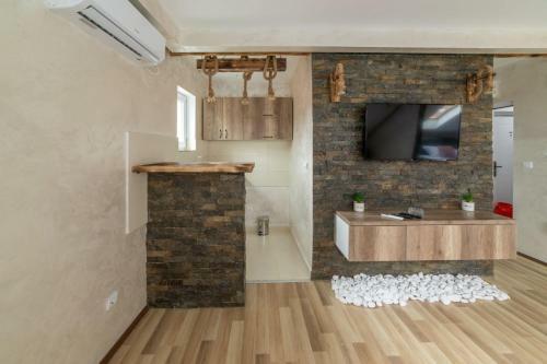 Rustic Luxury Apartment - Valjevo Centre Bid Zone