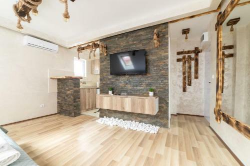 Rustic Luxury Apartment - Valjevo Centre Bid Zone
