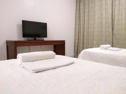 Hotel Athenas Multiempresarial, 611