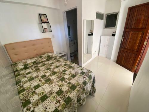 Casa 4/4(amplos), Cond. Fechado Com Piscina-150m2