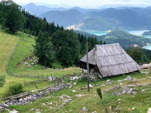 Vikendica Bonema, Sekulic Tara