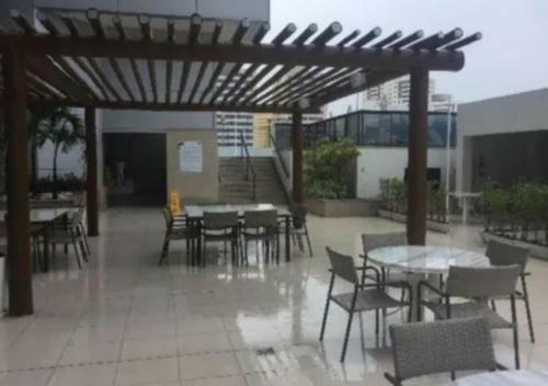 Hostel Select Prime - Pr�ximo Ao Maior Shopping Da Cidade E Da Esta��o Pernambu�s Do Metr�