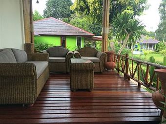 Albergue Angel Green Garden Bungalow