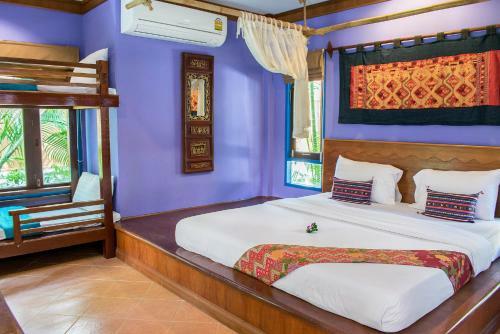 Hotel Lawana Resort