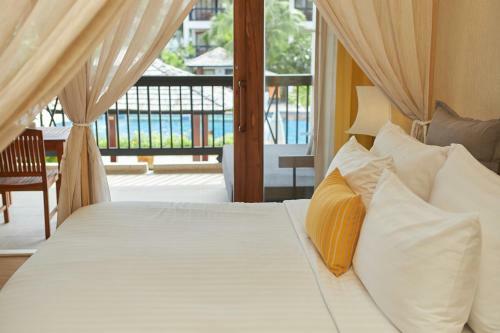 Hotel Bandara Resort & Spa