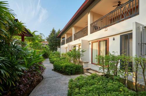 Hotel Bandara Resort & Spa