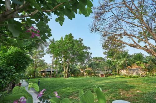 Hotel Bandara Resort & Spa