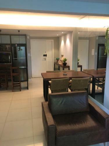 Apartamento Com Piscina