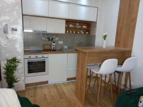 Apartman Grbovic Titova Vila