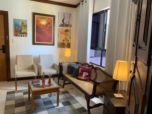 Apartamento Confort�vel, Regi�o Do Iguatemi