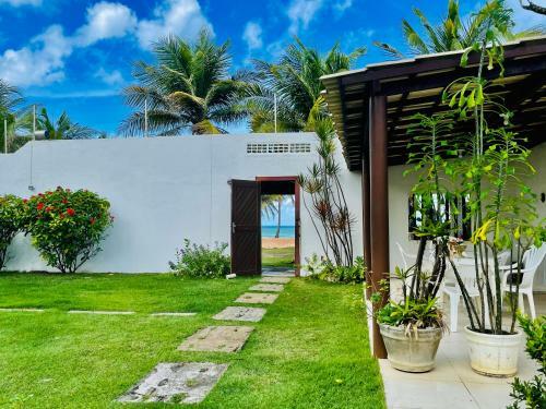 Praia Do Sol Triplex Beach House