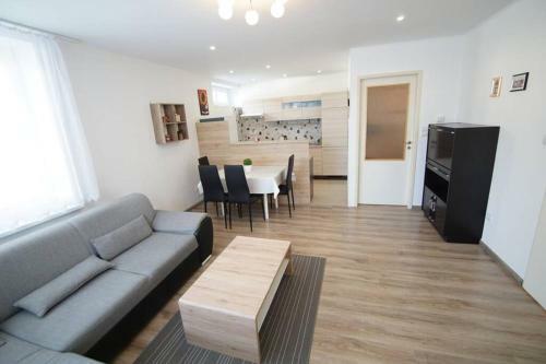 Roz?ahl� Apartm�n V Centre Martina