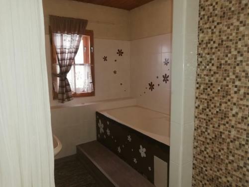 Chalupy Na Majeri Ni?n� Malat�ny