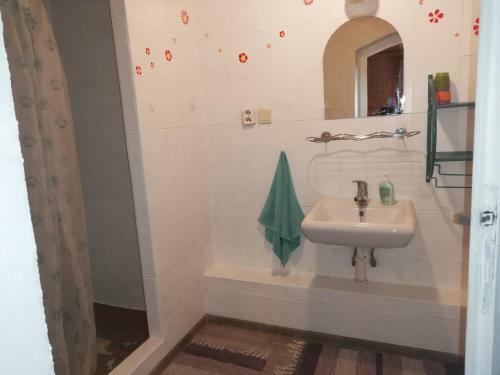 Chalupy Na Majeri Ni?n� Malat�ny