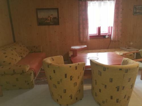 Chalupy Na Majeri Ni?n� Malat�ny