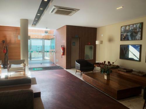 Apartamento Na Orla Da Barra Com Vista Mar