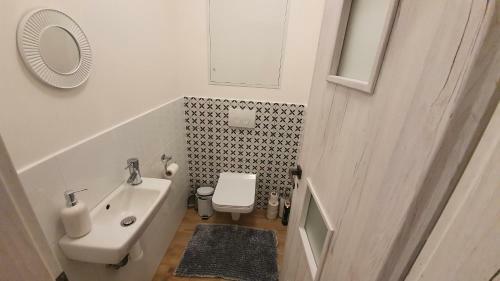 Cozy Studio With Netflix - Apartmanovy Dom Bernard