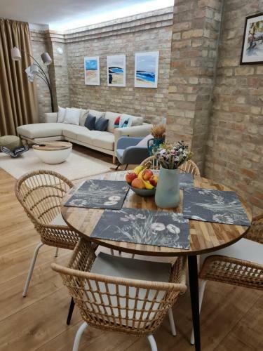 Art Gallery Apartment