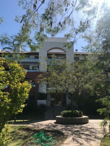 Apartamento Excelente Departamento En Plena Ciudad , Un Oasis