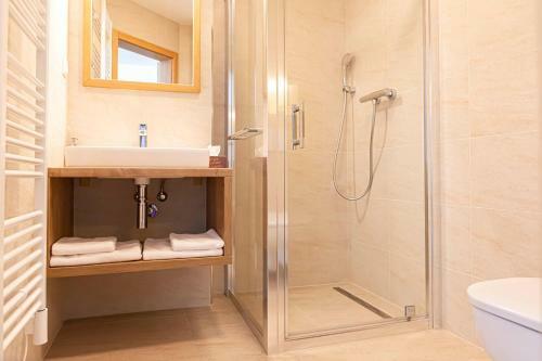Hostal Chalet Nova Lesna Mountain View