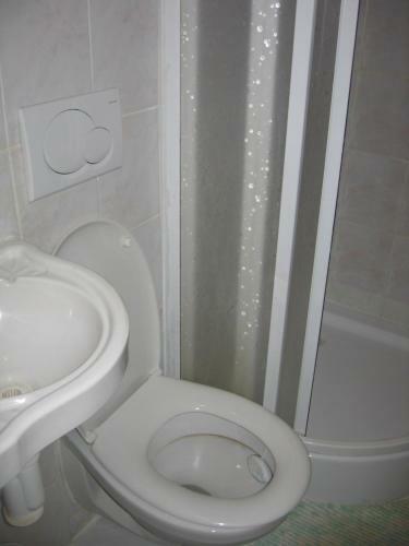 Hostal Penzi�n Z�vada