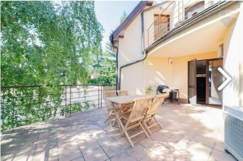 Villa Raca Retreat