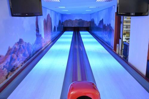 Hostal Davi Penzion & Bowling