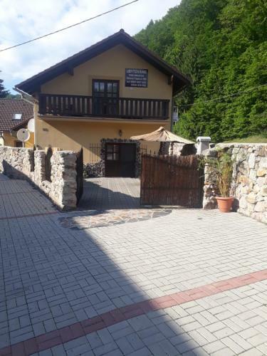 Ubytovanie Pod Hradom