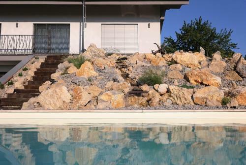 Villa Psiky - Luxurious Equipped Modern Spacious Villa