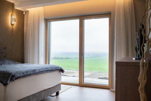 Villa Psiky - Luxurious Equipped Modern Spacious Villa