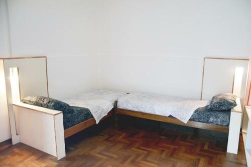 Apartamento Casa Con Dos Habitaciones Y Dos Patios