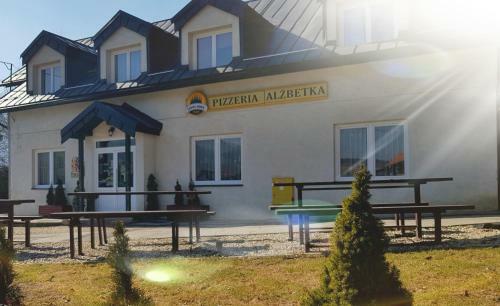 Hostal Pizzeria Al?betka
