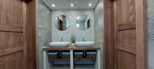 Vladim�ra Apartm�n Telg�rt