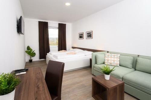 Hostal Penzi�n M-?port Tren?�n