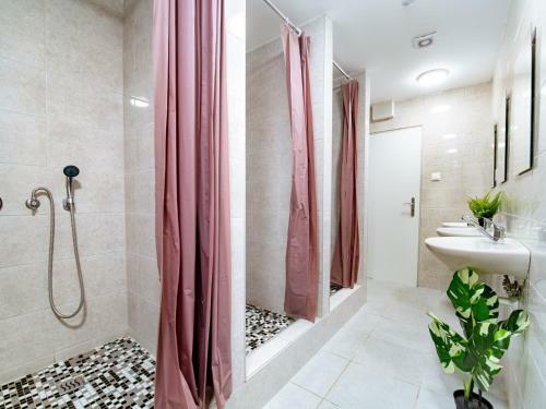 Albergue Ubytov?a Kubr� 623