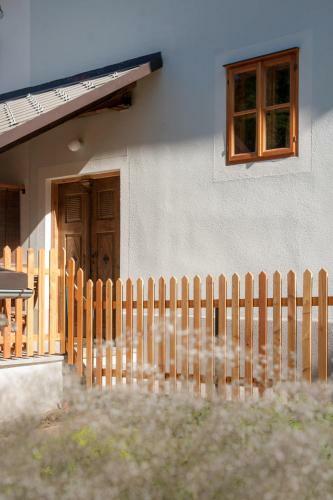 Apartmaji Utrinek, Apartma Salon